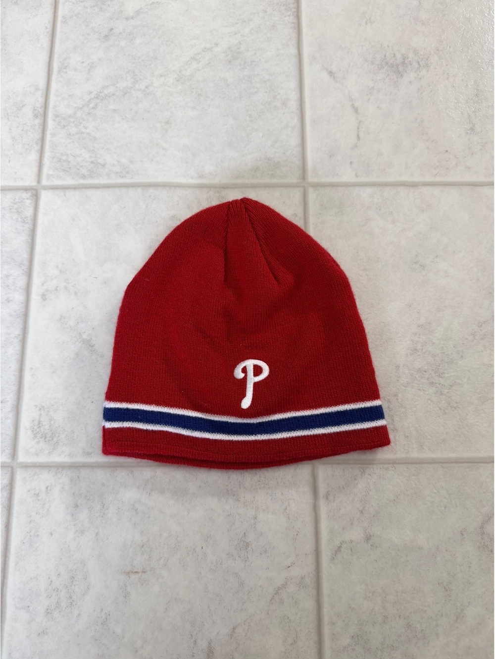 Philadelphia Phillies Red Knit Beanie Hat